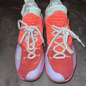Youth Nike Kevin Durant basketball shoes